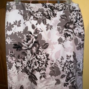 Black and White Floral Van Heusen Skirt
